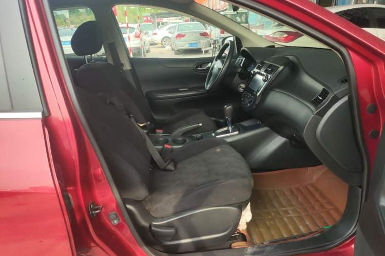 Used Nissan Tiida 2014 1.6L CVT Comfort Model Right Front Seat