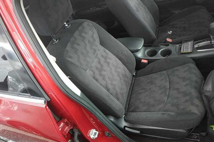 Used Nissan Tiida 2014 1.6L CVT Comfort Model Right Front Seat