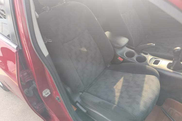 Used Nissan Tiida 2014 1.6L Manual Comfort Model Right Front Seat