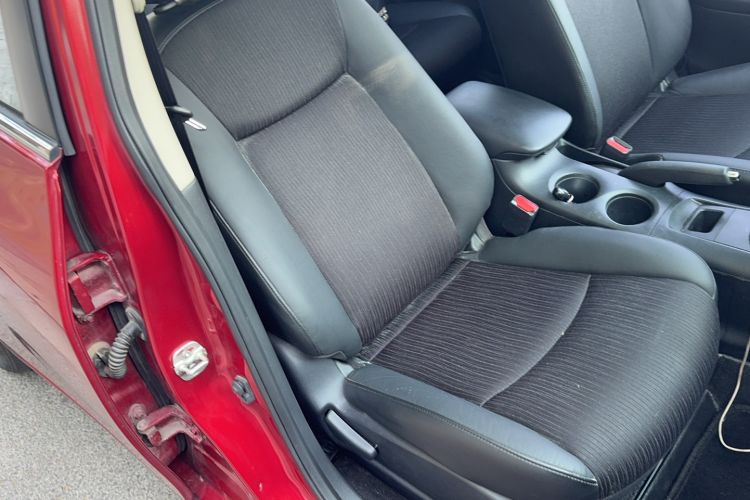 Used Nissan Tiida 2014 1.6L CVT Smart Model Right Front Seat
