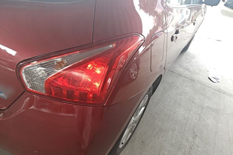 Used Nissan Tiida 2014 1.6L CVT Smart Model Right Rear Taillight
