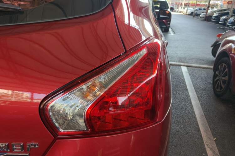 Used Nissan Tiida 2014 1.6L CVT Smart Model Right Rear Taillight