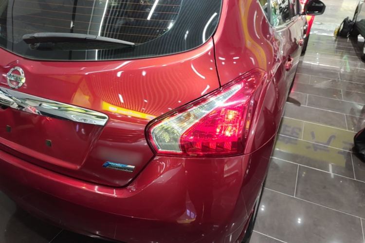 Used Nissan Tiida 2014 1.6L CVT Comfort Model Right Rear Taillight