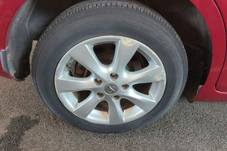 Used Nissan Tiida 2014 1.6L CVT Smart Model Right Rear Wheel Hub