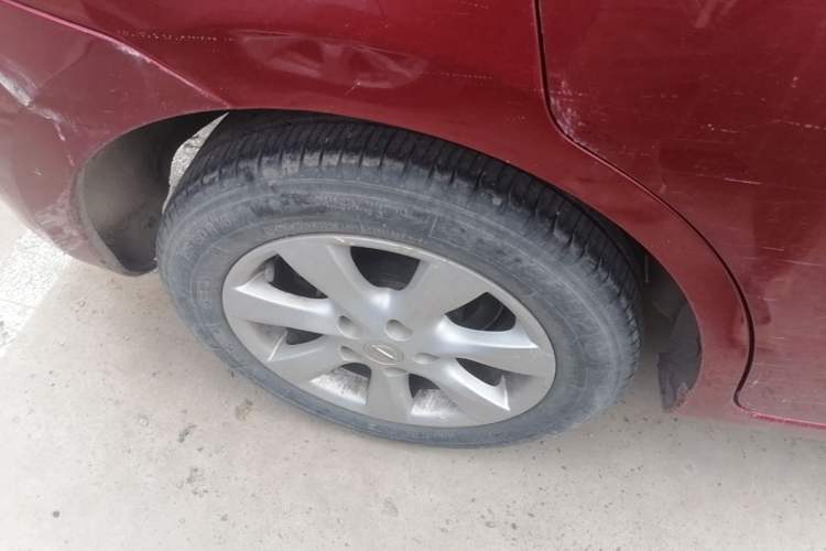Used Nissan Tiida 2014 1.6L Manual Comfort Model Right Rear Wheel Hub