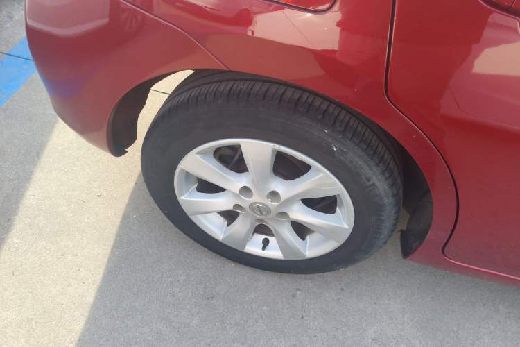 Used Nissan Tiida 2014 1.6L Manual Comfort Model Right Rear Wheel Hub