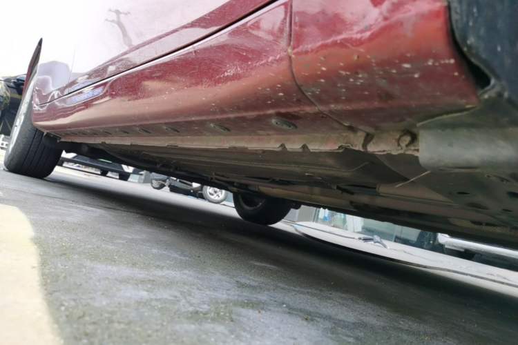 Used Nissan Tiida 2014 1.6L CVT Comfort Model Right Side Sill