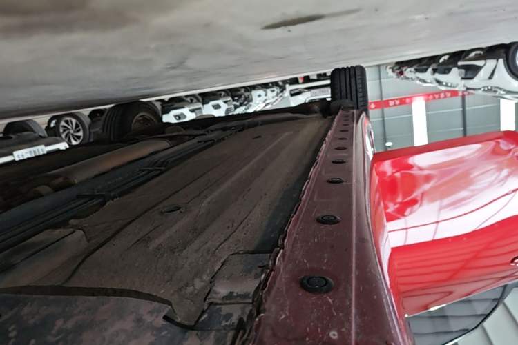 Used Nissan Tiida 2014 1.6L CVT Comfort Model Right Side Sill