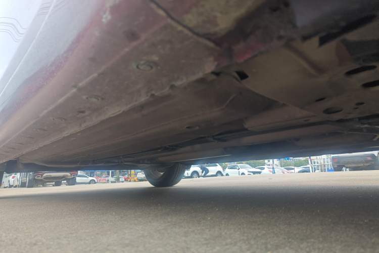 Used Nissan Tiida 2014 1.6L CVT Smart Model Right Side Sill