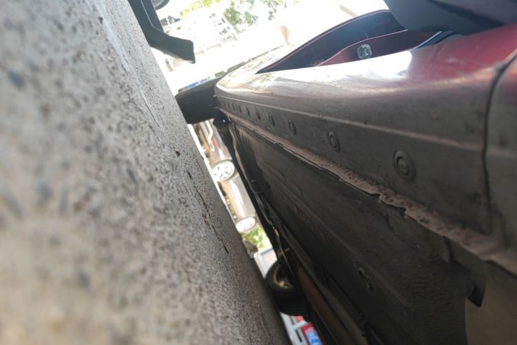 Used Nissan Tiida 2014 1.6L CVT Comfort Model Right Side Sill