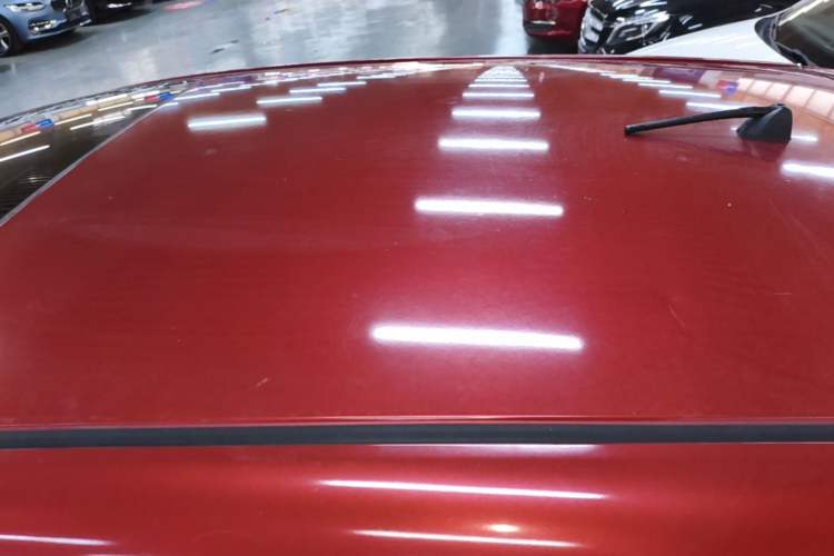 Used Nissan Tiida 2014 1.6L CVT Smart Model Roof