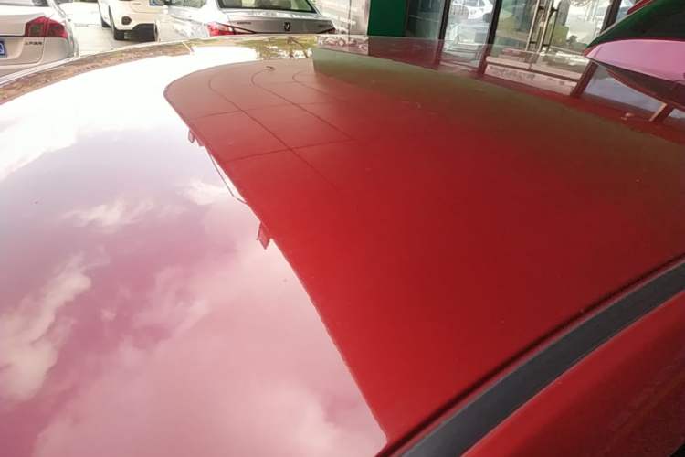 Used Nissan Tiida 2014 1.6L CVT Comfort Model Roof