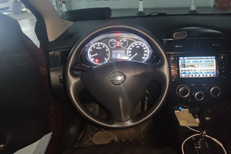 Used Nissan Tiida 2014 1.6L CVT Comfort Model Steering Wheel