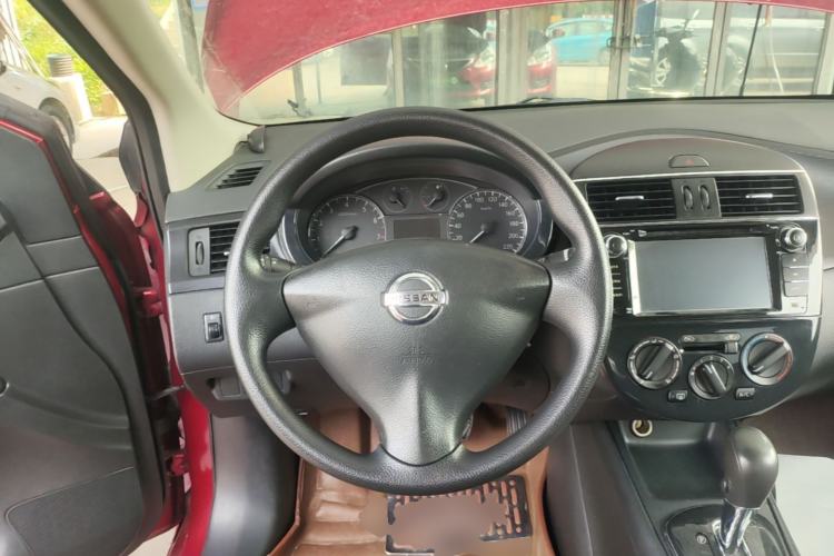 Used Nissan Tiida 2014 1.6L CVT Comfort Model Steering Wheel