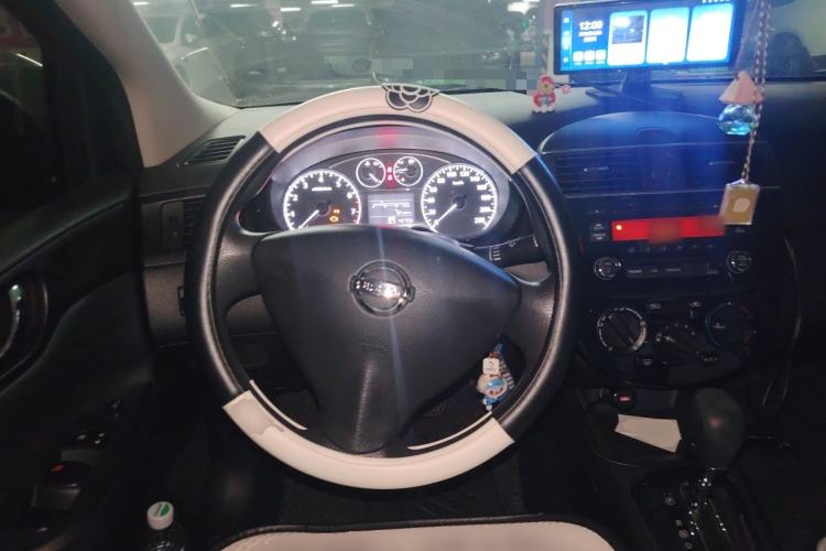 Used Nissan Tiida 2014 1.6L CVT Comfort Model Steering Wheel