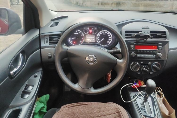Used Nissan Tiida 2014 1.6L CVT Comfort Model Steering Wheel