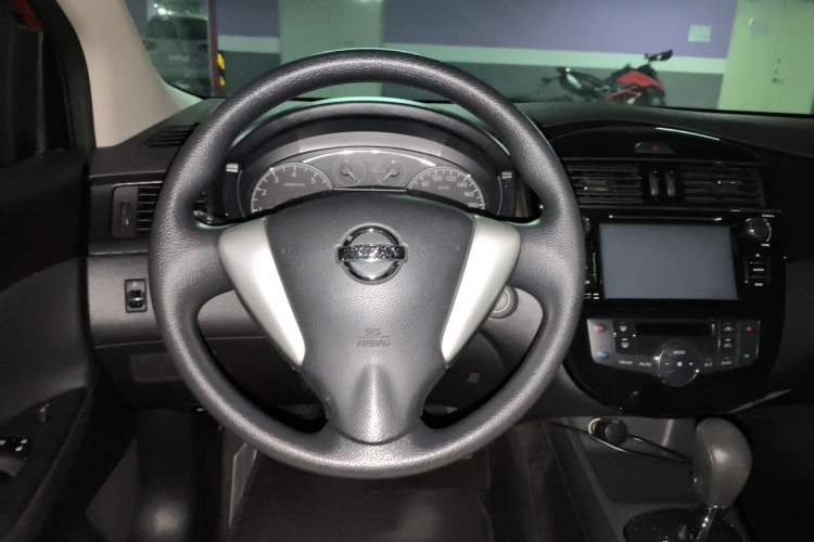 Used Nissan Tiida 2014 1.6L CVT Smart Model Steering Wheel