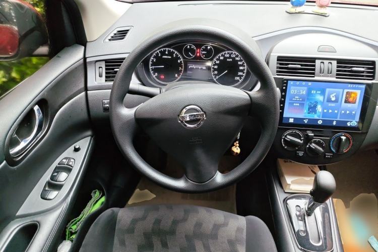 Used Nissan Tiida 2014 1.6L CVT Comfort Model Steering Wheel