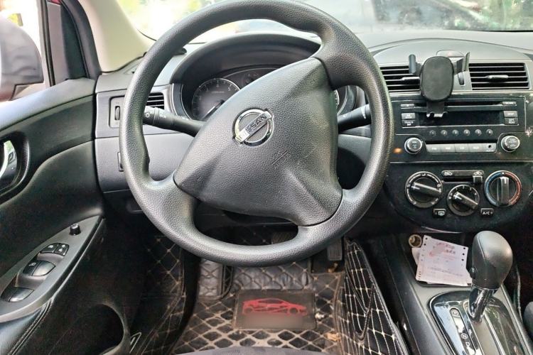 Used Nissan Tiida 2014 1.6L CVT Comfort Model Steering Wheel