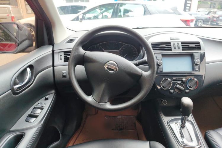 Used Nissan Tiida 2014 1.6L CVT Comfort Model Steering Wheel