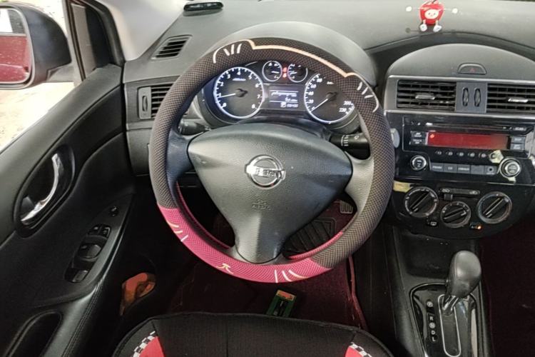 Used Nissan Tiida 2014 1.6L CVT Comfort Model Steering Wheel