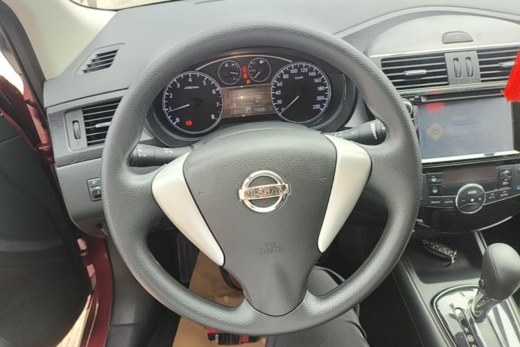 Used Nissan Tiida 2014 1.6L CVT Smart Model Steering Wheel