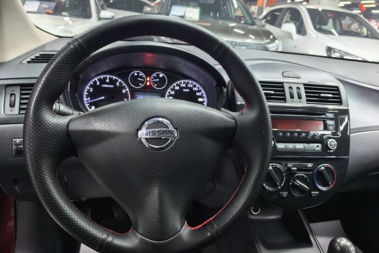 Used Nissan Tiida 2014 1.6L Manual Comfort Model Steering Wheel