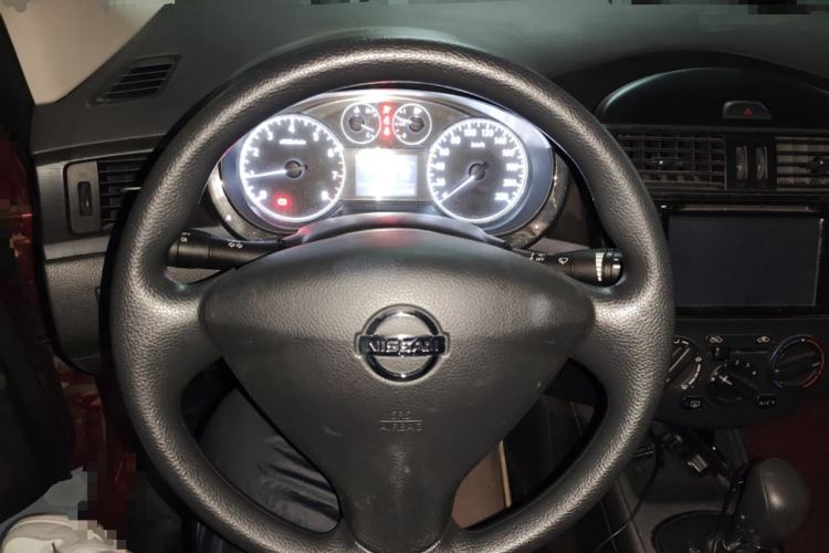 Used Nissan Tiida 2014 1.6L CVT Comfort Model Steering Wheel