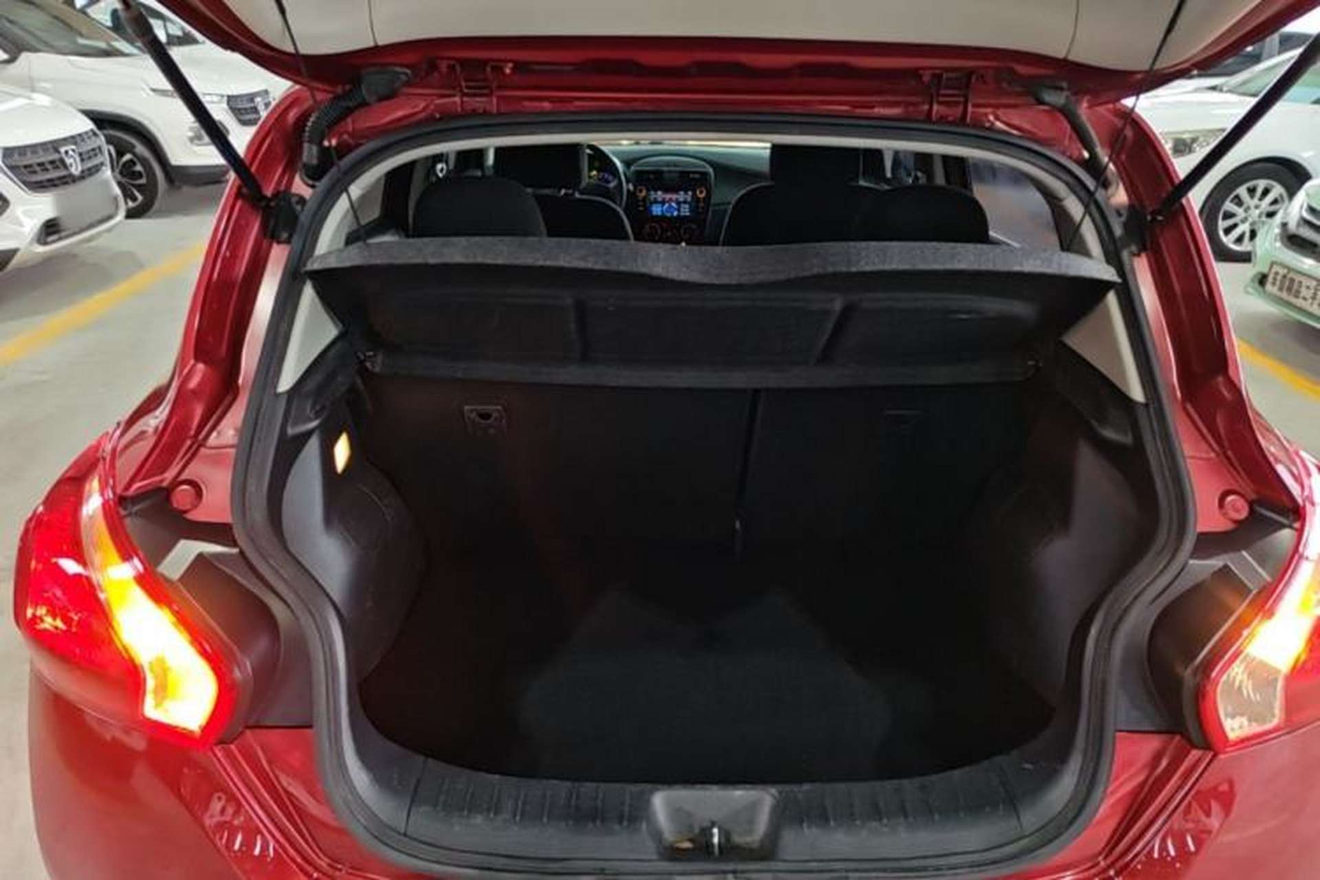 Used Nissan Tiida 2014 1.6L CVT Comfort Model Trunk