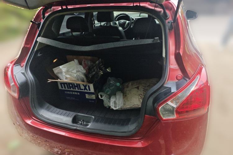 Used Nissan Tiida 2014 1.6L CVT Smart Model Trunk