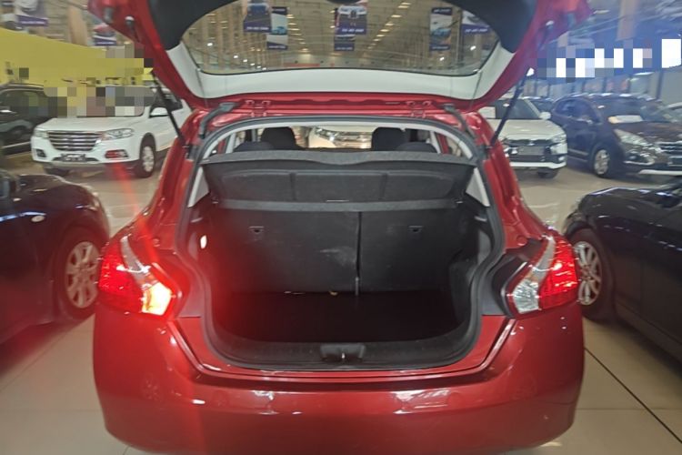 Used Nissan Tiida 2014 1.6L CVT Comfort Model Trunk