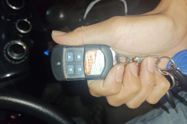 Used Nissan Tiida 2014 1.6L CVT Comfort Model Vehicle Key