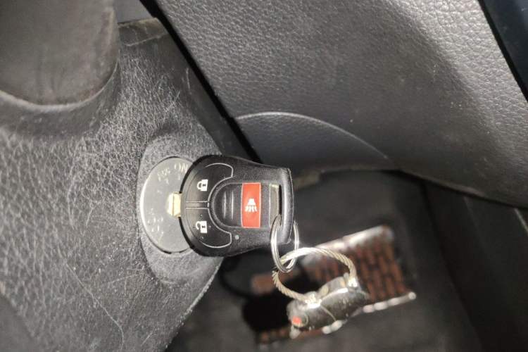 Used Nissan Tiida 2014 1.6L CVT Comfort Model Vehicle Key