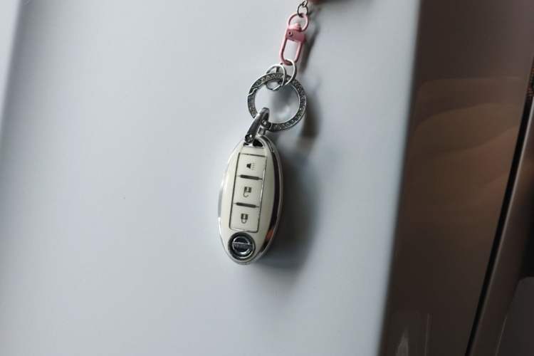 Used Nissan Tiida 2014 1.6L CVT Smart Model Vehicle Key