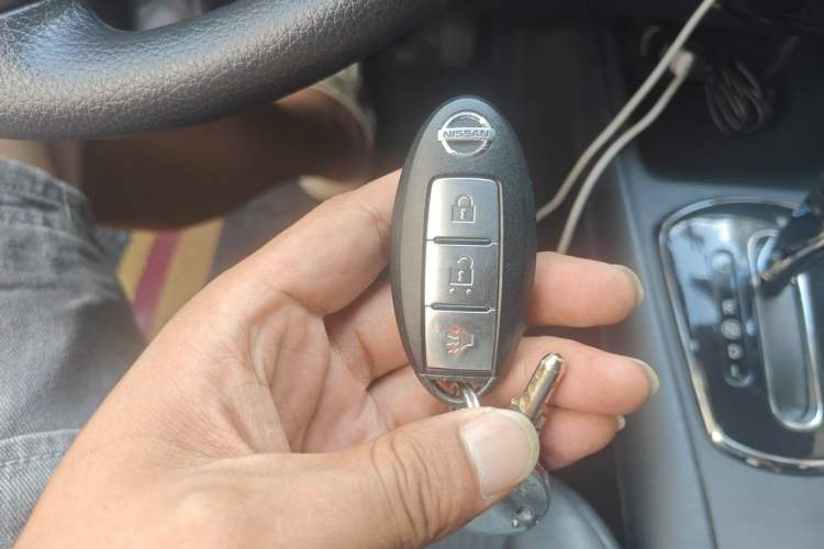 Used Nissan Tiida 2014 1.6L CVT Smart Model Vehicle Key