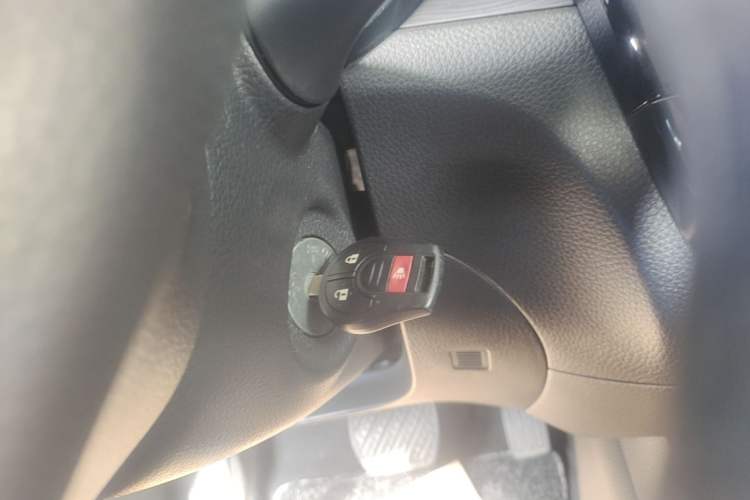 Used Nissan Tiida 2014 1.6L CVT Comfort Model Vehicle Key