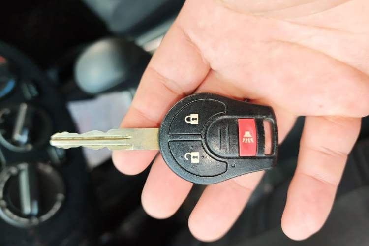 Used Nissan Tiida 2014 1.6L CVT Comfort Model Vehicle Key