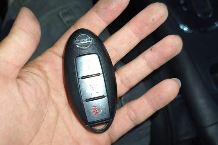 Used Nissan Tiida 2014 1.6L CVT Smart Model Vehicle Key