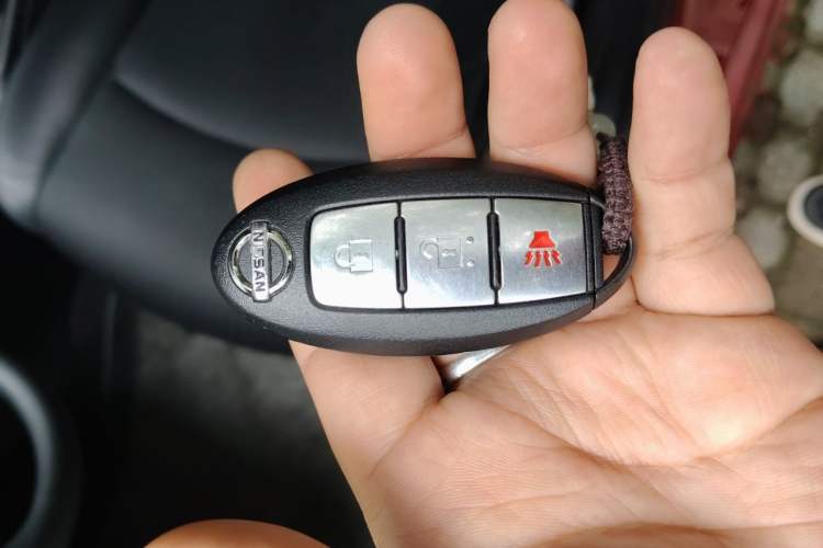 Used Nissan Tiida 2014 1.6L CVT Smart Model Vehicle Key