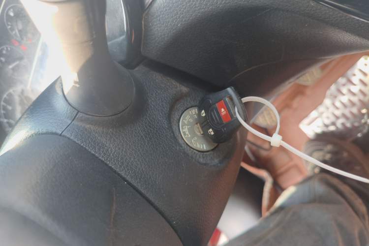 Used Nissan Tiida 2014 1.6L Manual Comfort Model Vehicle Key