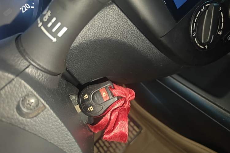 Used Nissan Tiida 2014 1.6L CVT Comfort Model Vehicle Key