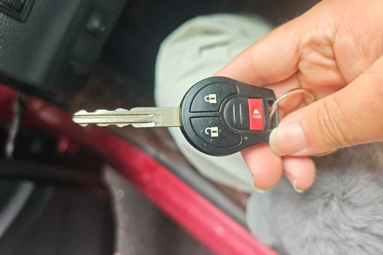Used Nissan Tiida 2014 1.6L CVT Comfort Model Vehicle Key