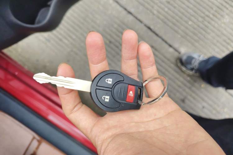 Used Nissan Tiida 2014 1.6L CVT Comfort Model Vehicle Key