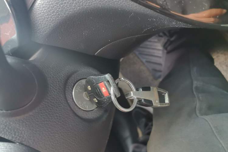 Used Nissan Tiida 2014 1.6L CVT Comfort Model Vehicle Key