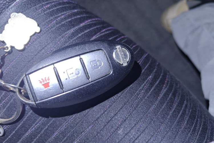 Used Nissan Tiida 2014 1.6L CVT Cool Cafe Edition Vehicle Key