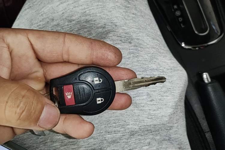 Used Nissan Tiida 2014 1.6L CVT Comfort Model Vehicle Key