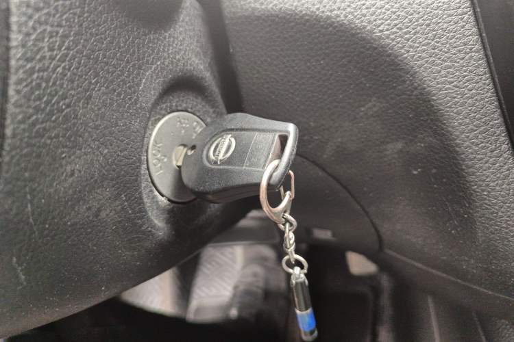 Used Nissan Tiida 2014 1.6L CVT Comfort Model Vehicle Key
