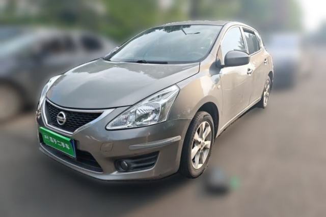 Gebrauchter Nissan Tiida 2014 1.6L CVT Smart Model