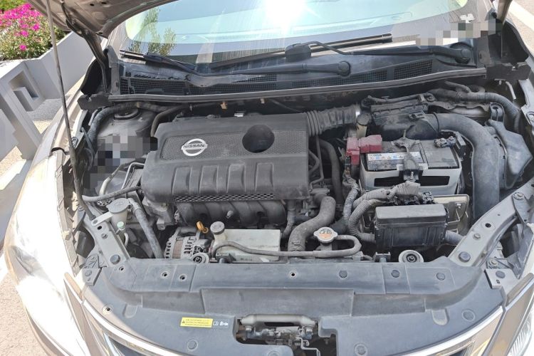 Used Nissan Tiida 2014 1.6L CVT Smart Model Engine Bay