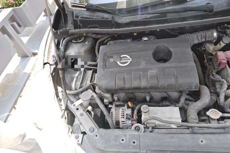 Used Nissan Tiida 2014 1.6L CVT Smart Model Engine Bay Right